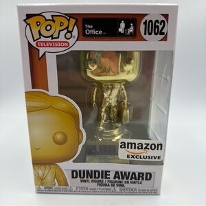 Funko Pop! The Office Gold Dundie Award Exclusive